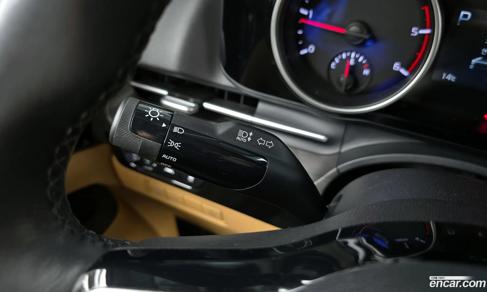 Kia Carnival 2022 — 25