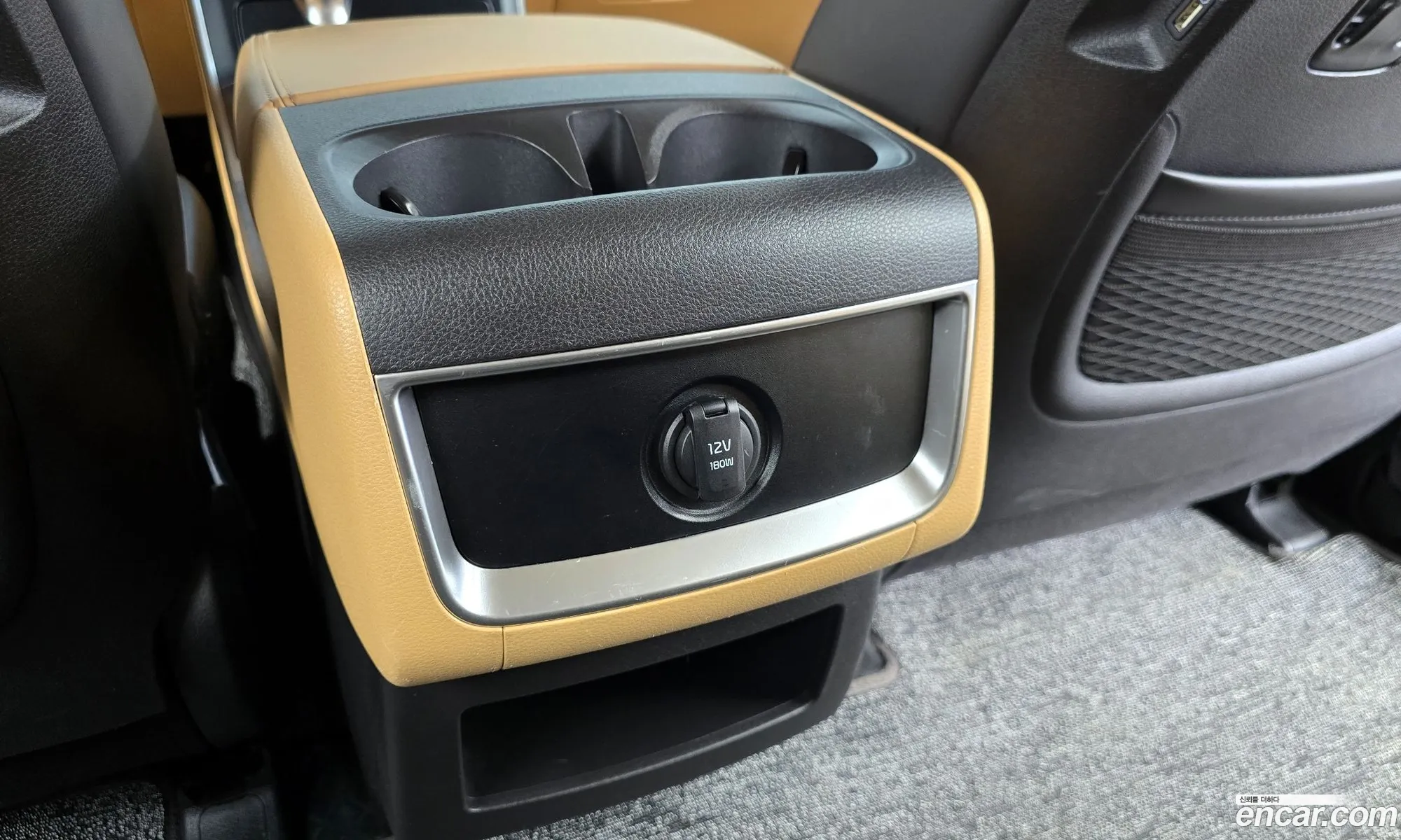 Kia Carnival 2022 — 21