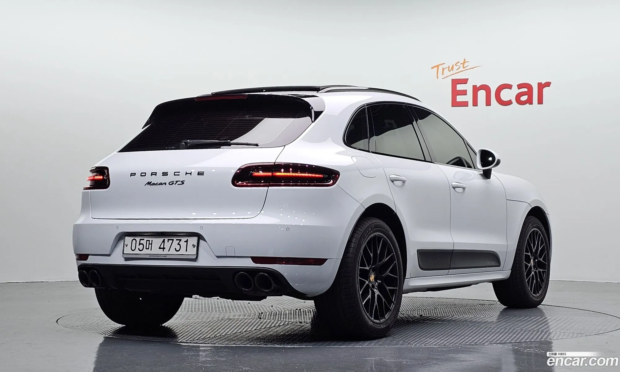 Porsche Macan 2018 WP1AG2956JLB63390 — 12