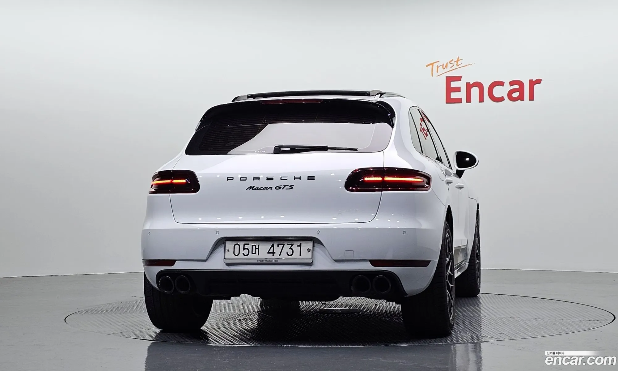 Porsche Macan 2018 WP1AG2956JLB63390 — 26