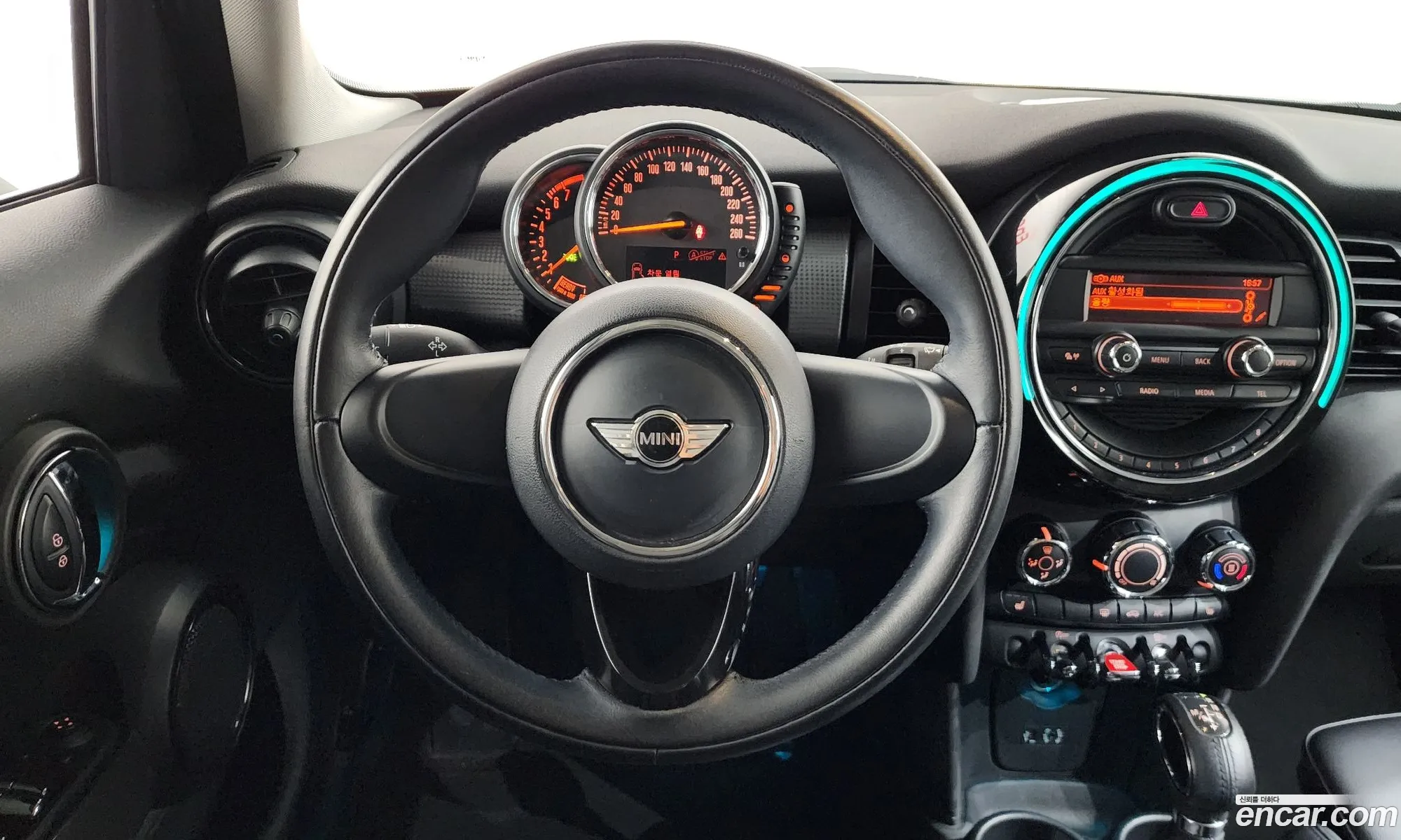Mini Cooper 2015 — 6
