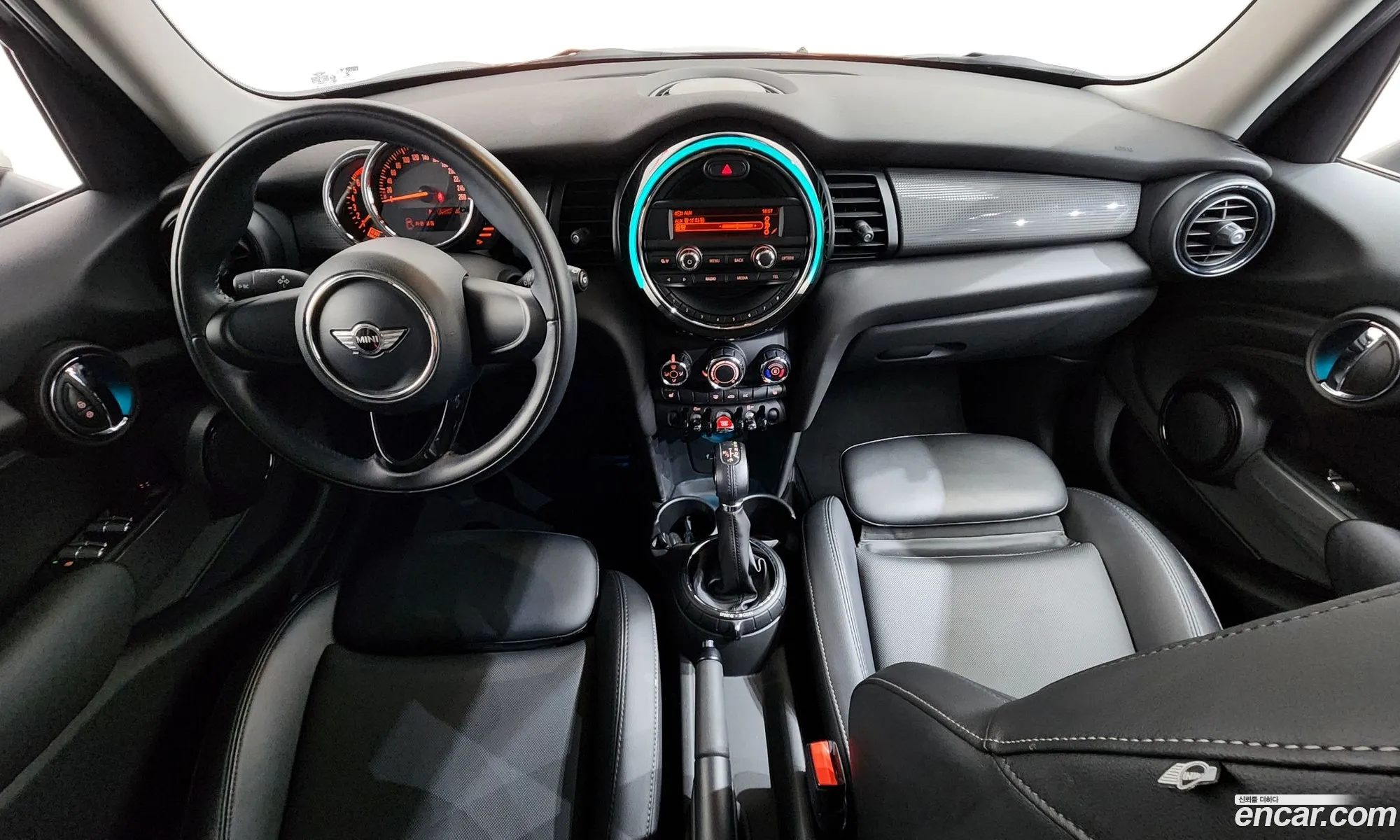 Mini Cooper 2015 — 3