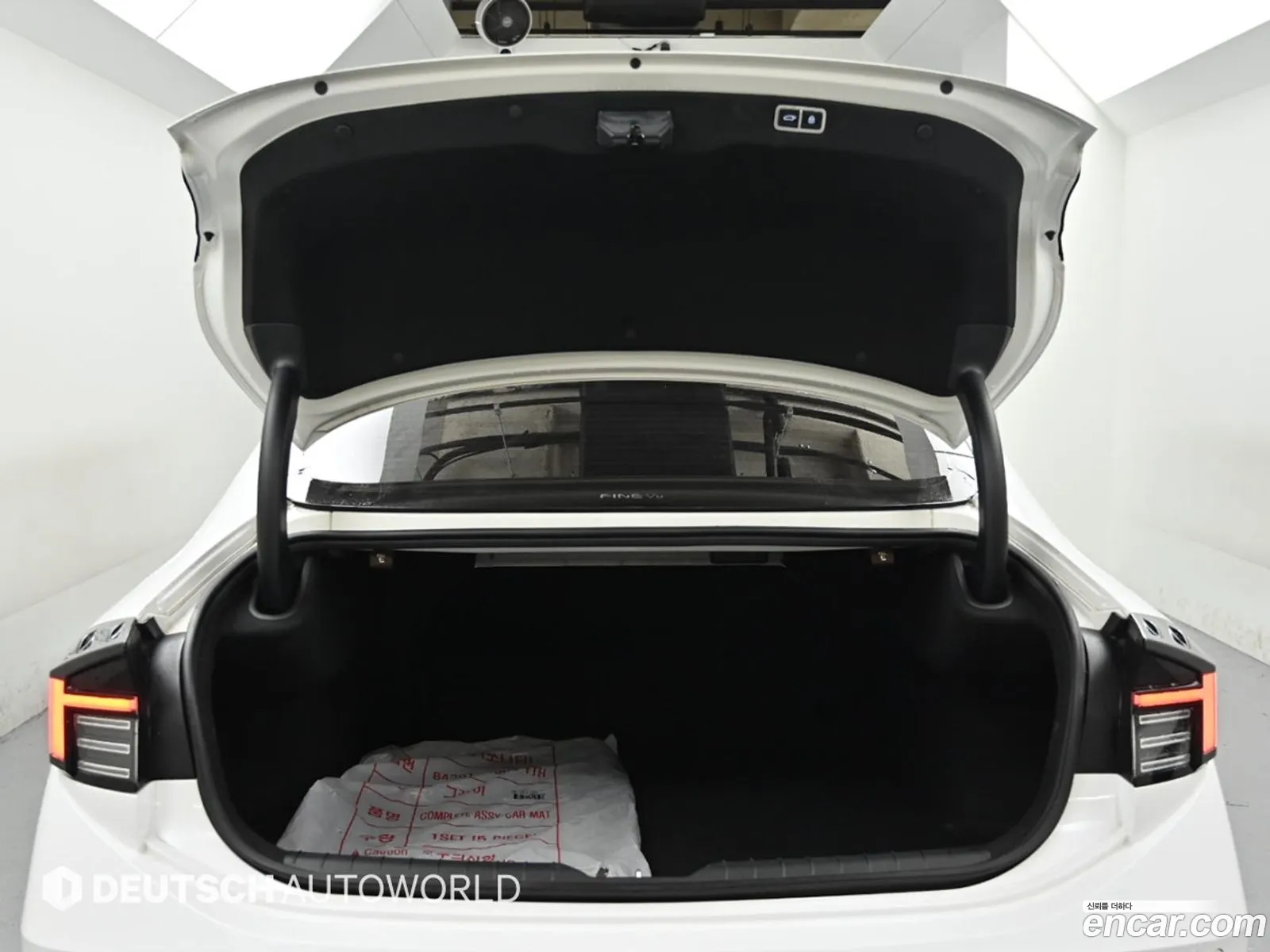 Hyundai Sonata the Edge 2023 — 2