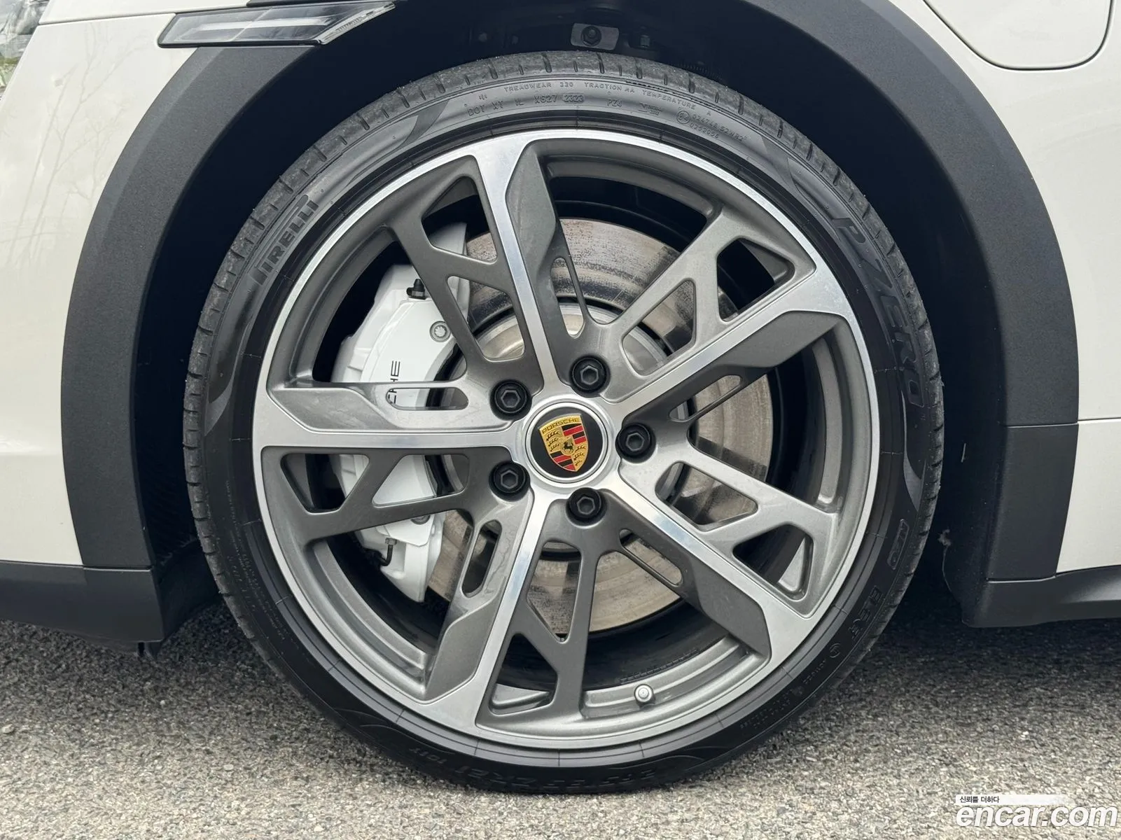 Porsche Taycan 2024 — 7