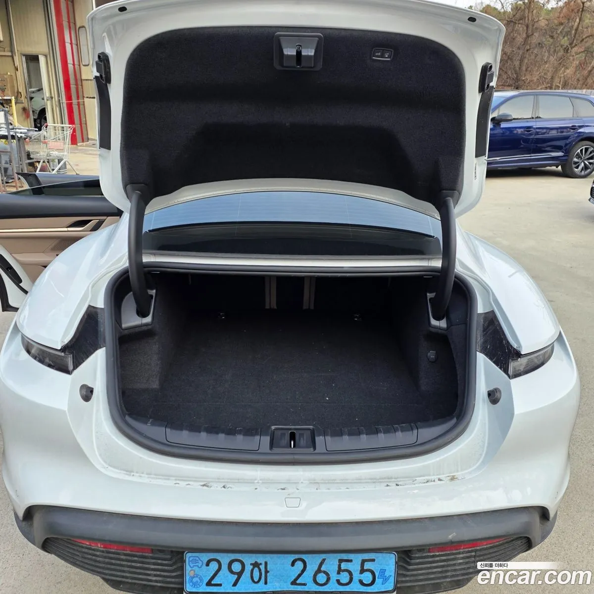 Porsche Taycan 2023 — 15