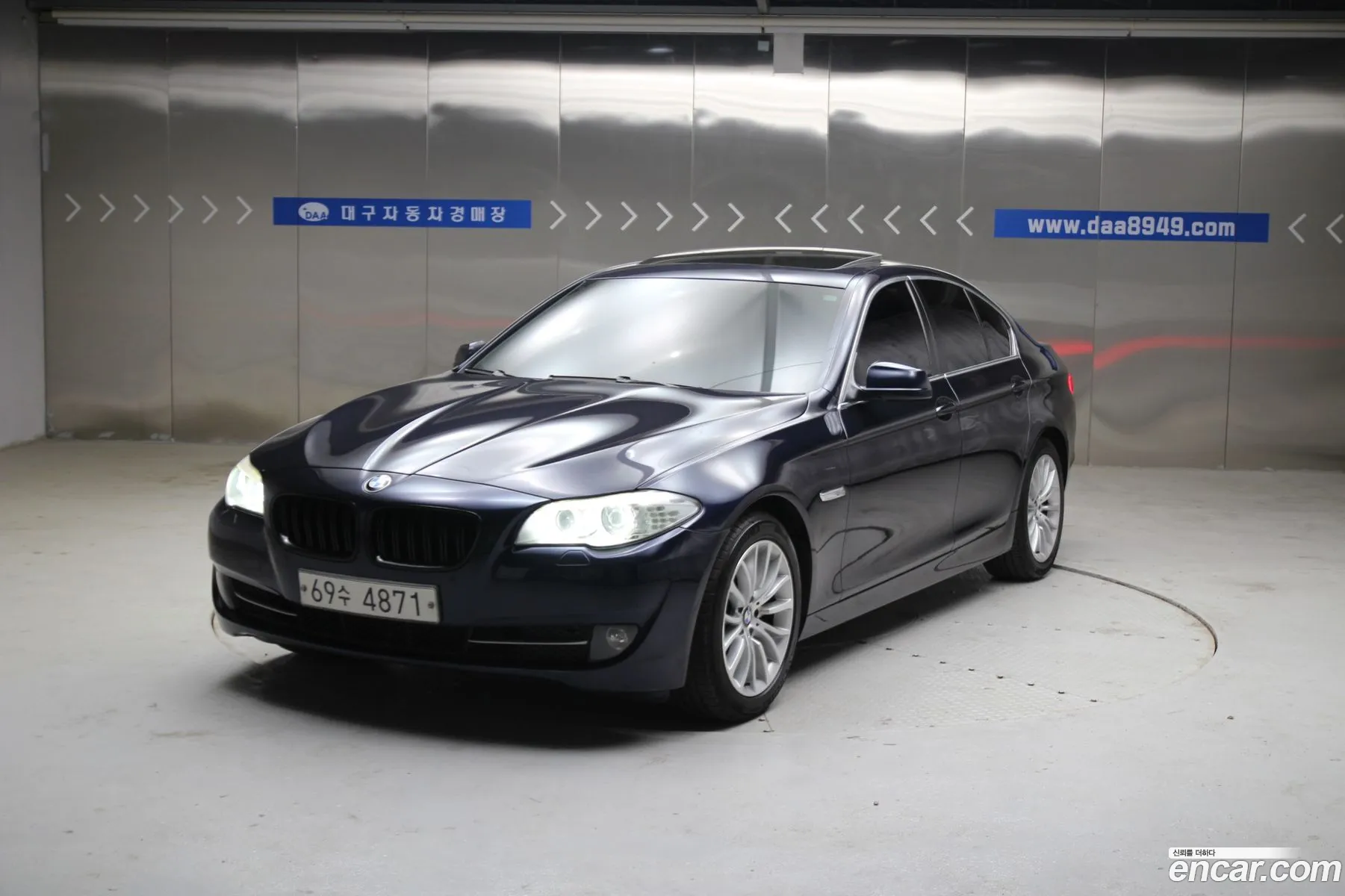 BMW 5 Series 2011 — 14