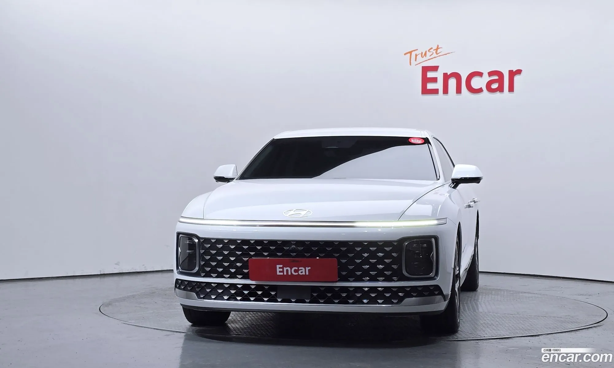 Hyundai Grandeur 2023 — 18