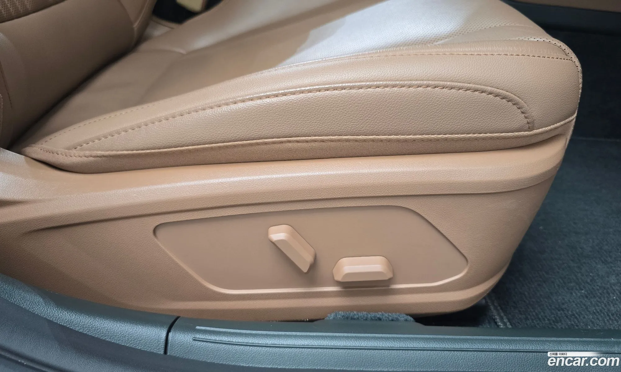 Hyundai Grandeur 2023 — 15