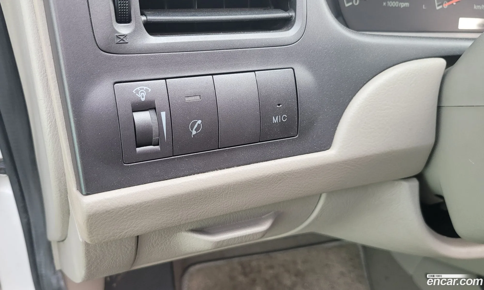 Hyundai Elantra XD 2003 — 2