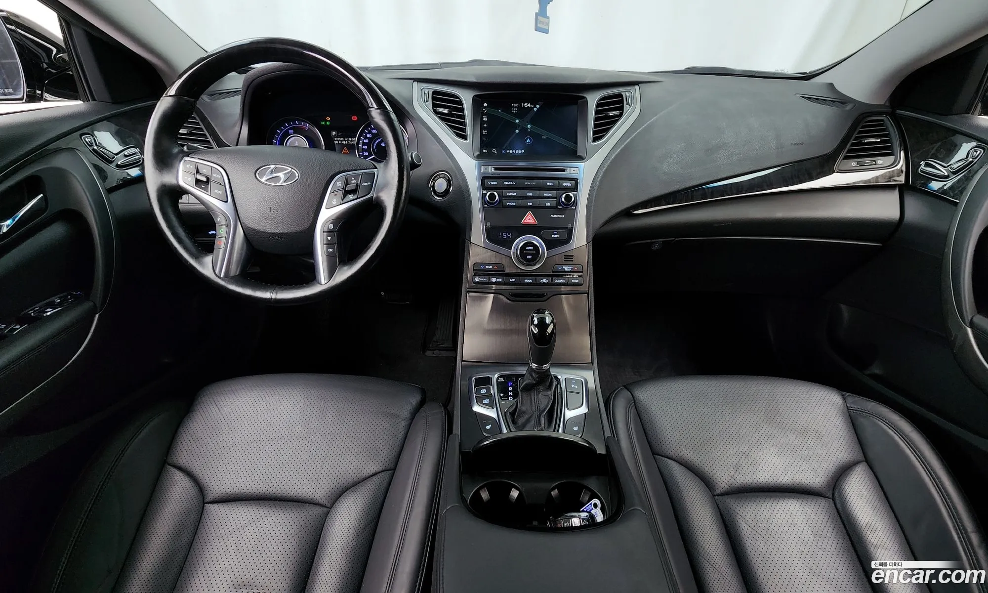 Hyundai Grandeur HG Hybrid 2015 — 23