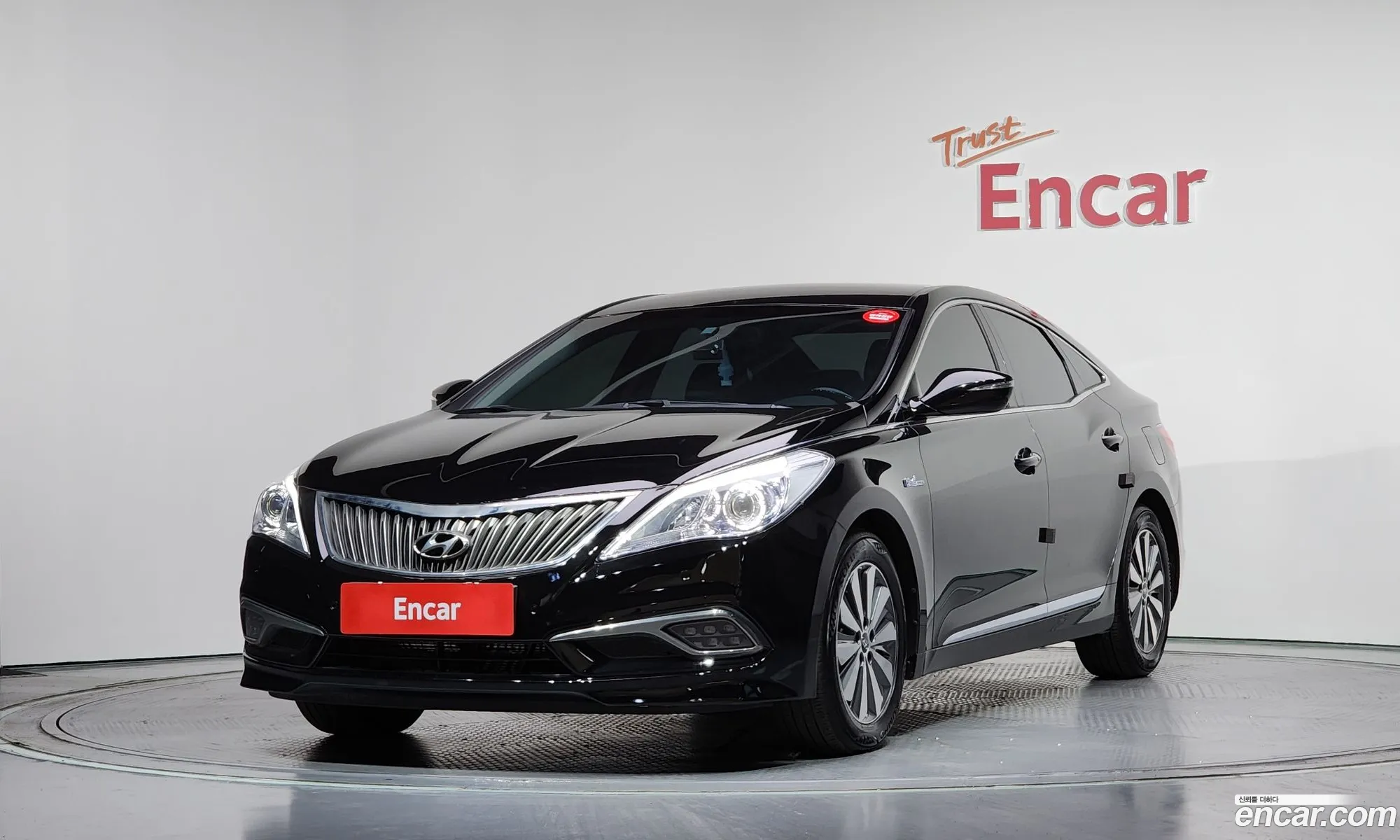 Hyundai Grandeur HG Hybrid 2015 — 31