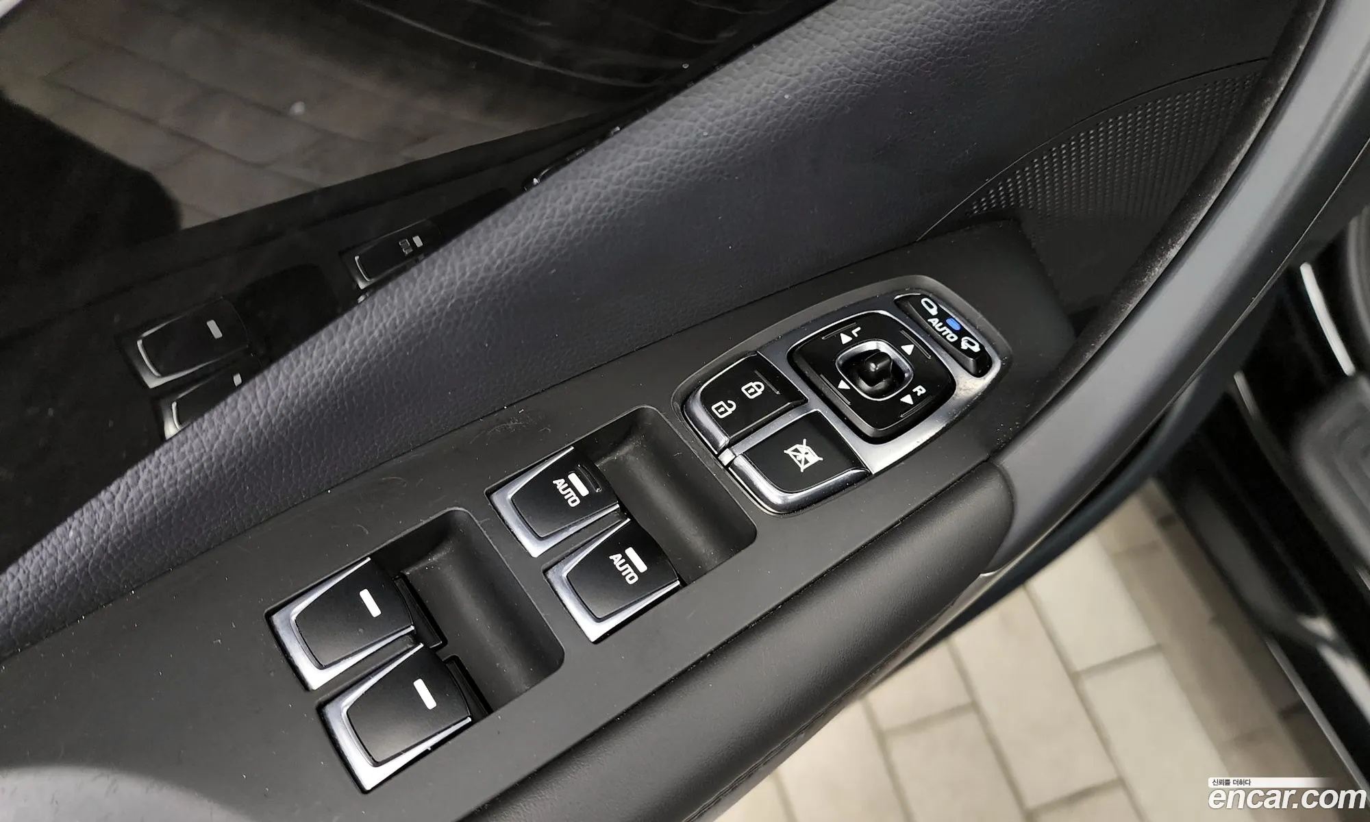 Hyundai Grandeur HG Hybrid 2015 — 27