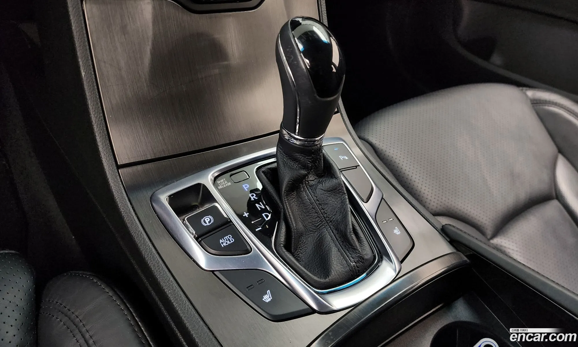 Hyundai Grandeur HG Hybrid 2015 — 10