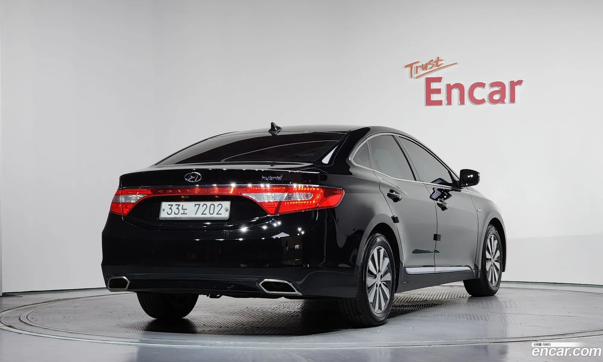 Hyundai Grandeur HG Hybrid 2015 — 19