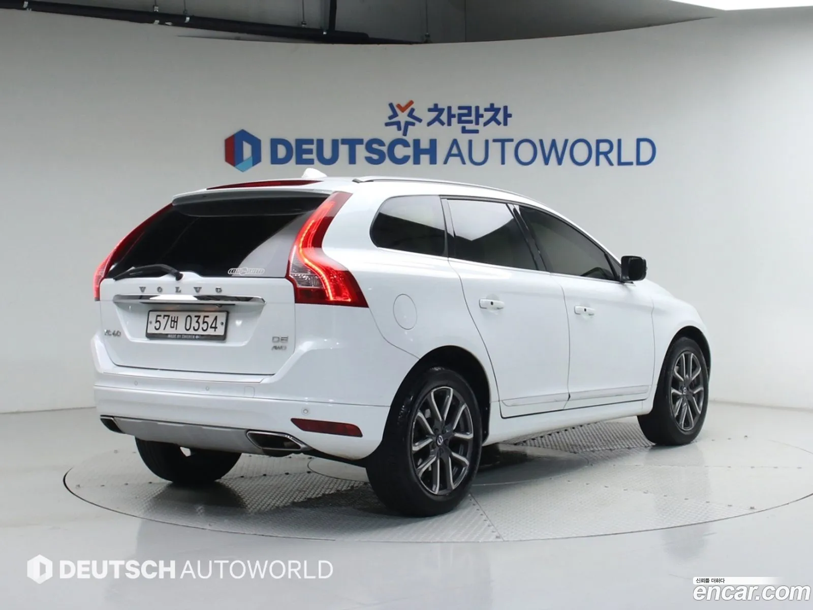 Volvo XC60 2016 — 14