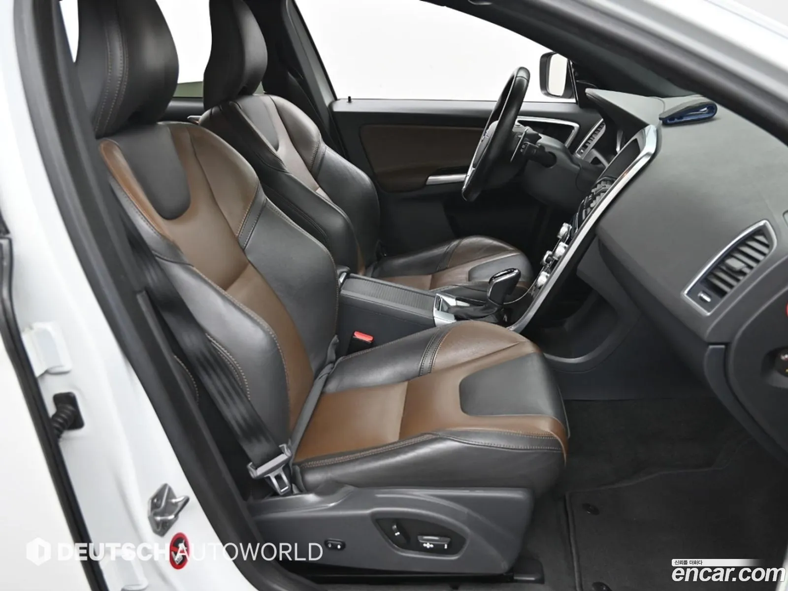 Volvo XC60 2016 — 6