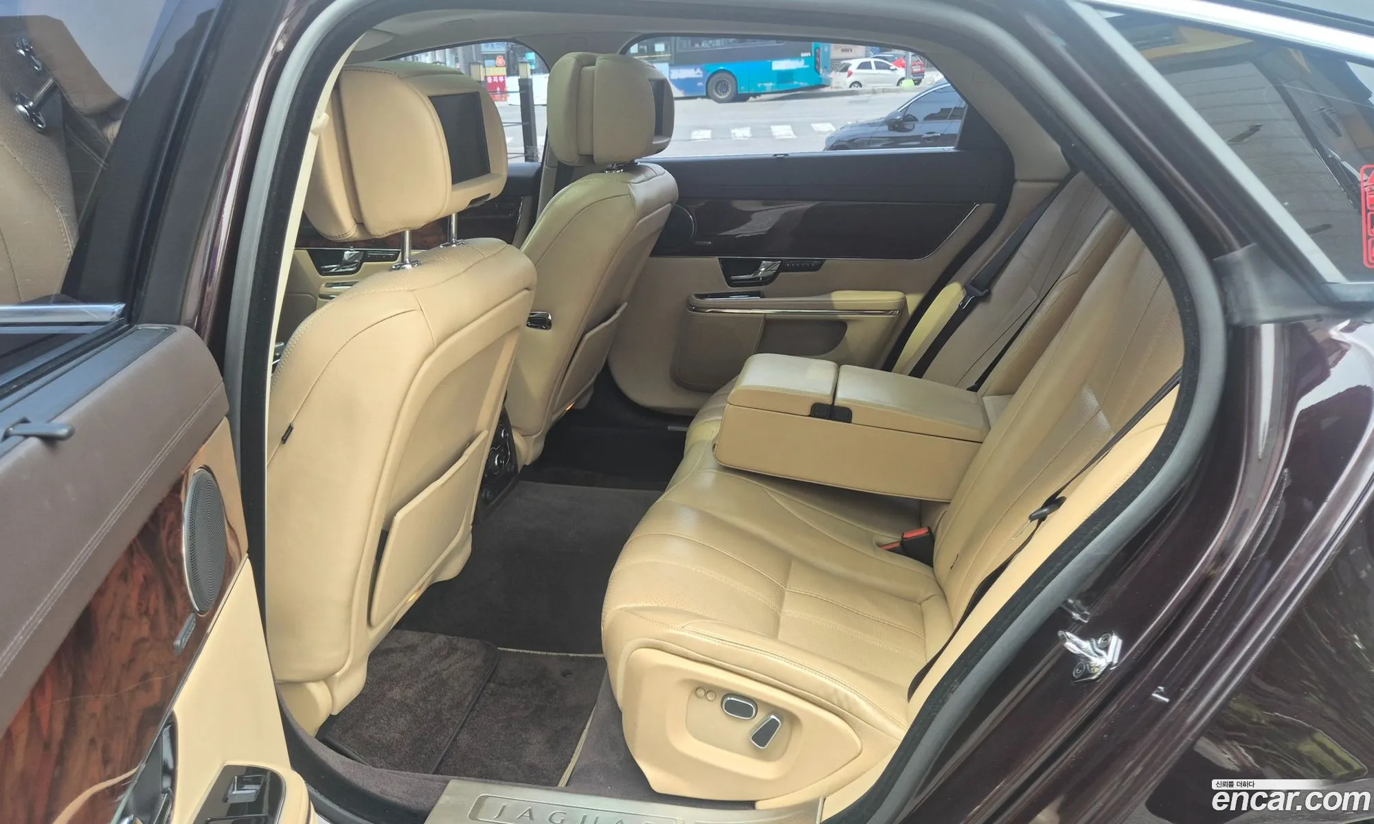 Jaguar XJ 2013 — 10