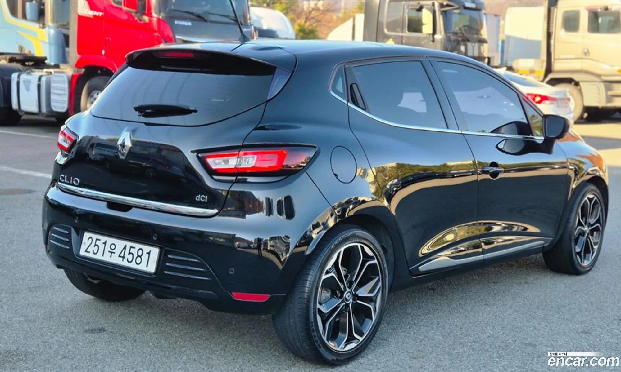 Renault Korea (Samsung) Clio 2018 — 2