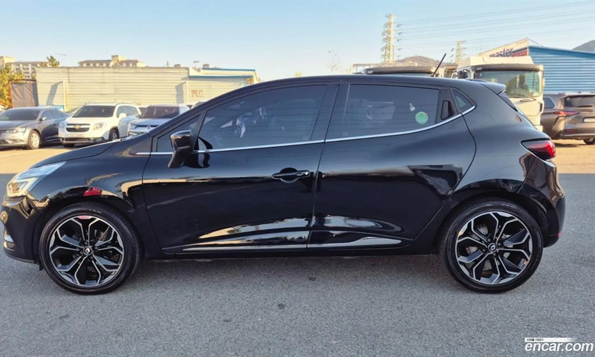 Renault Korea (Samsung) Clio 2018 — 16