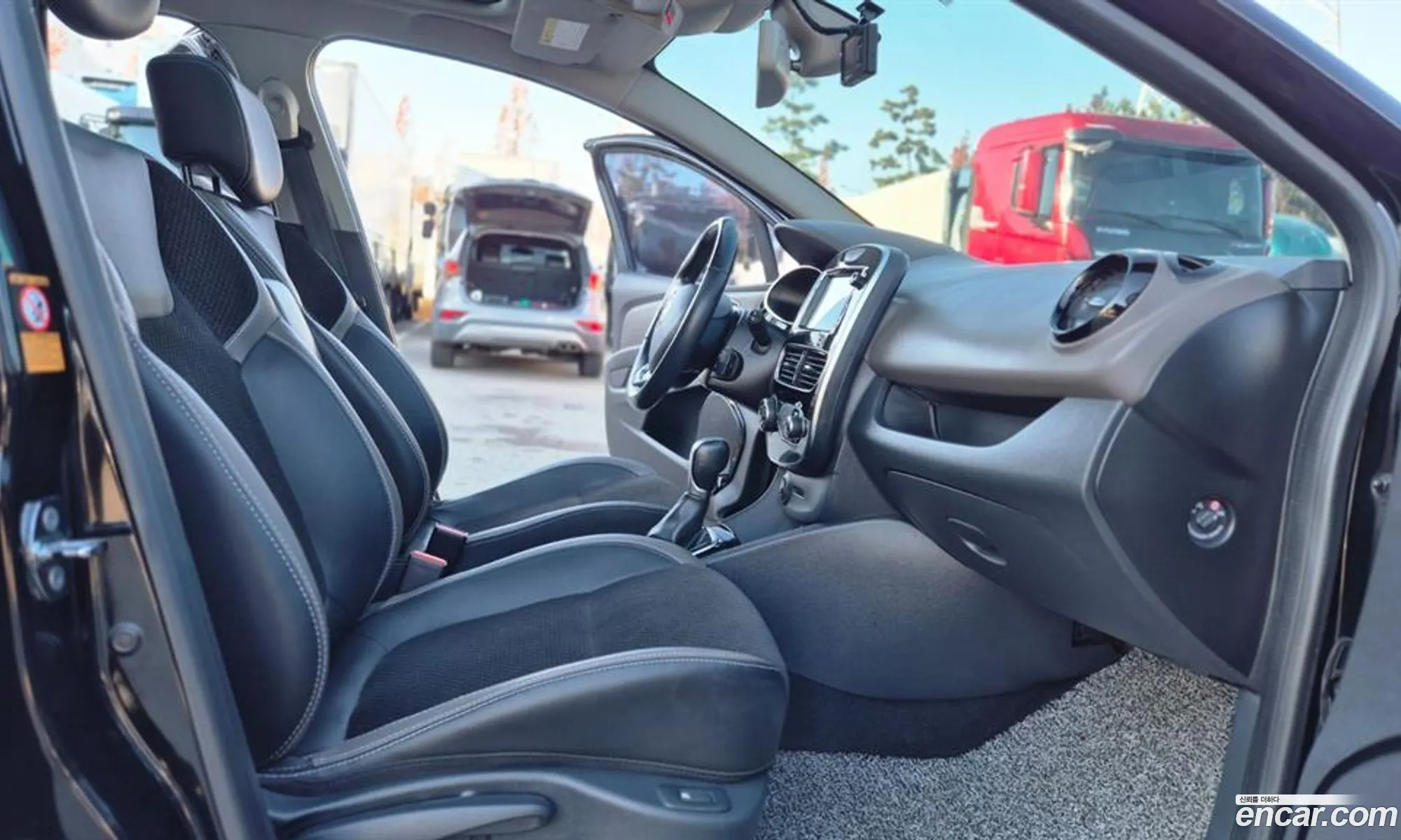 Renault Korea (Samsung) Clio 2018 — 11