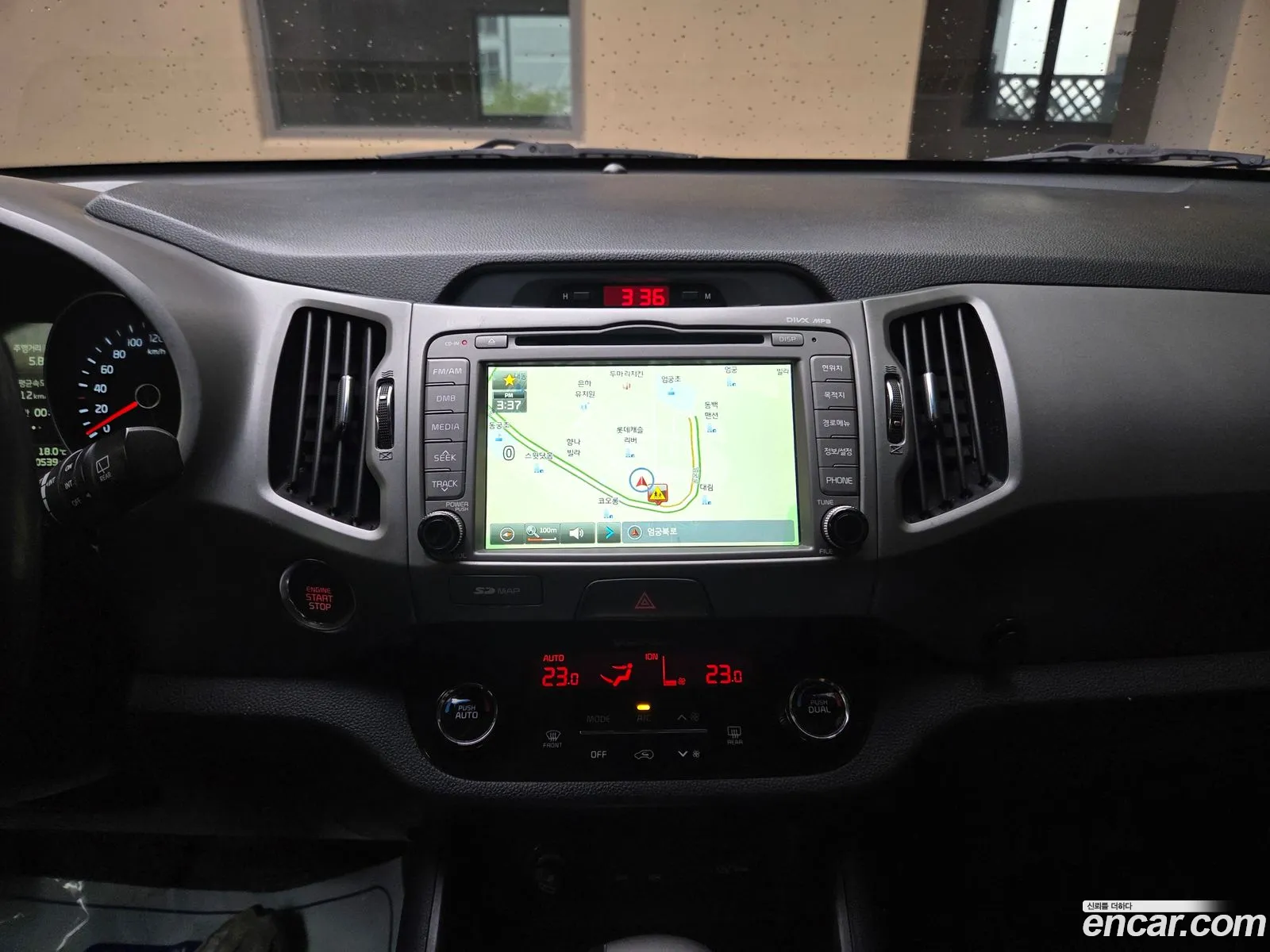 Kia Sportage R 2014 — 10