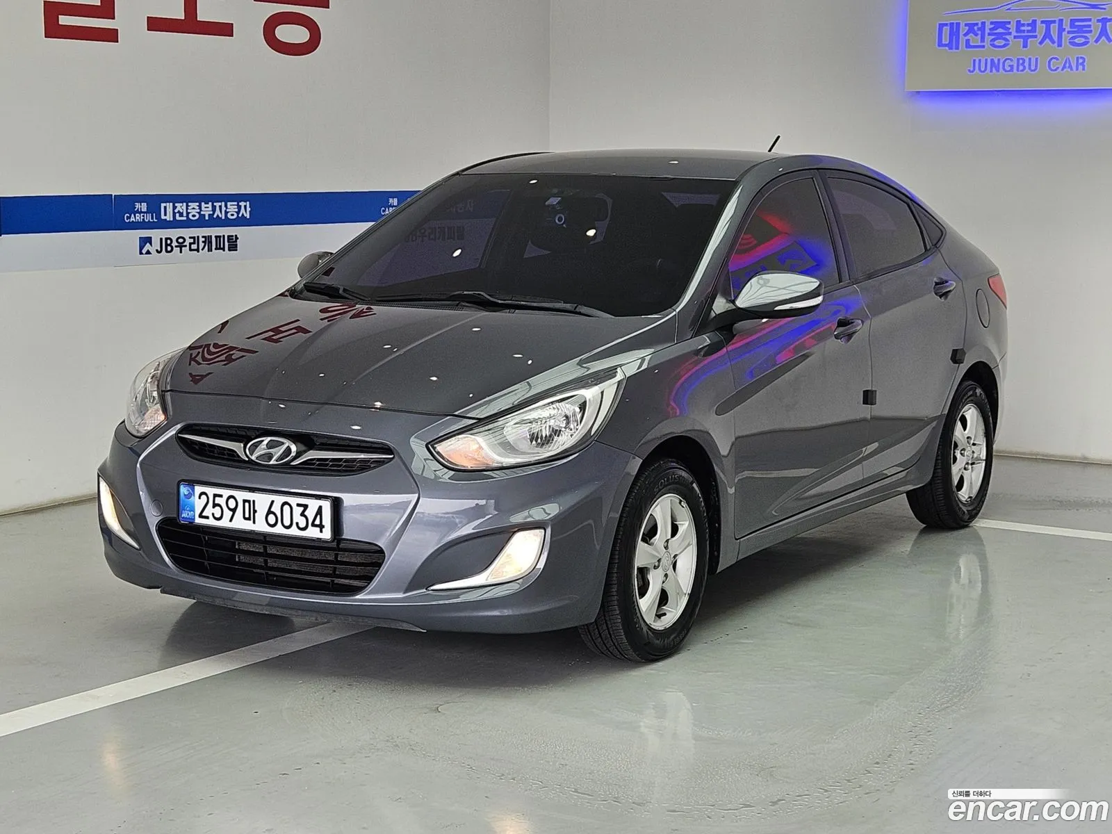 Hyundai Accent 2011 — 18