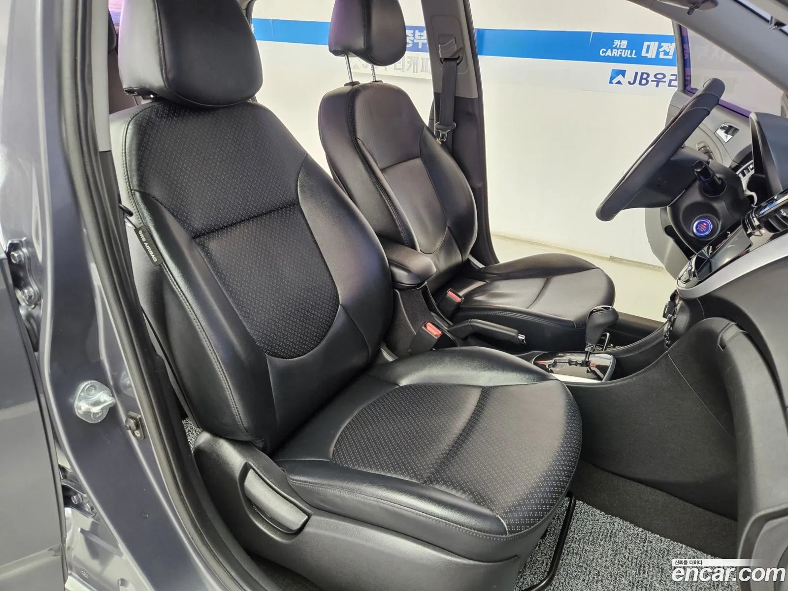 Hyundai Accent 2011 — 5