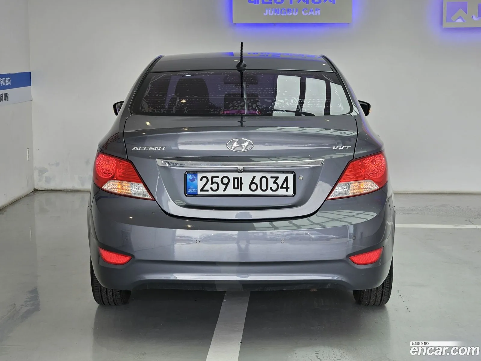 Hyundai Accent 2011 — 4