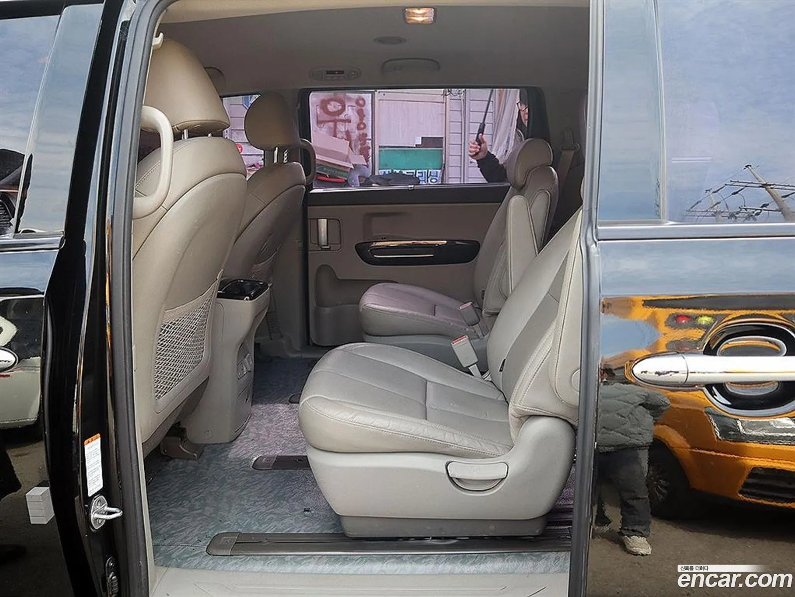 Kia Carnival 2017 — 20
