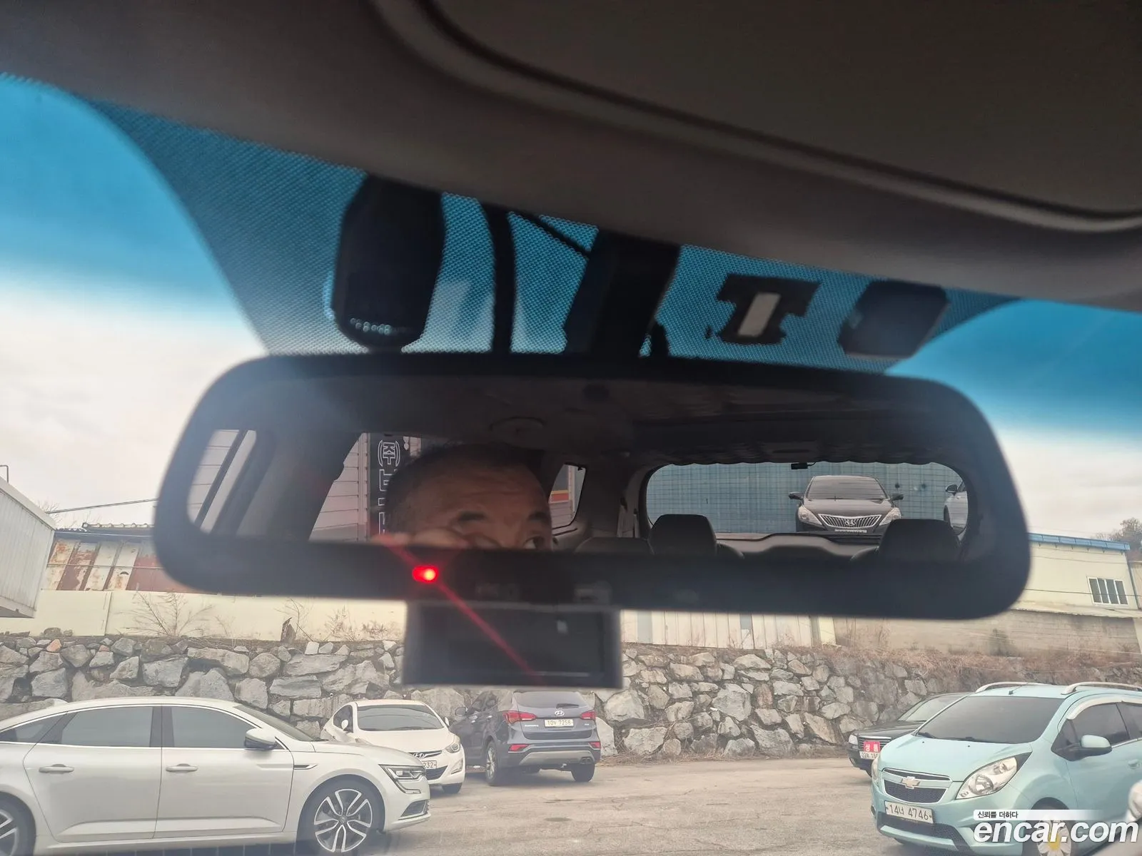 Kia Carnival 2015 — 7