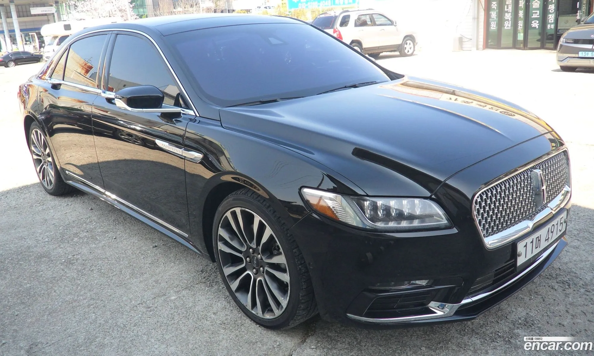 Lincoln Continental 10th Gen 2018 — 7