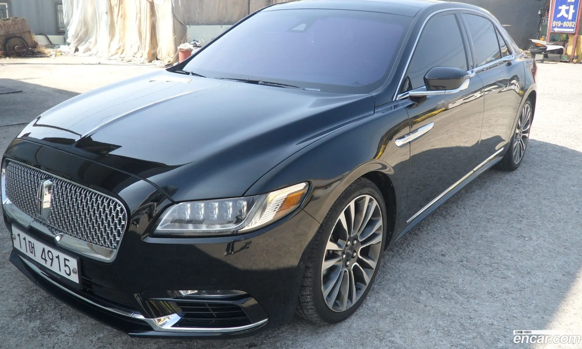Lincoln Continental 10th Gen 2018 — 14