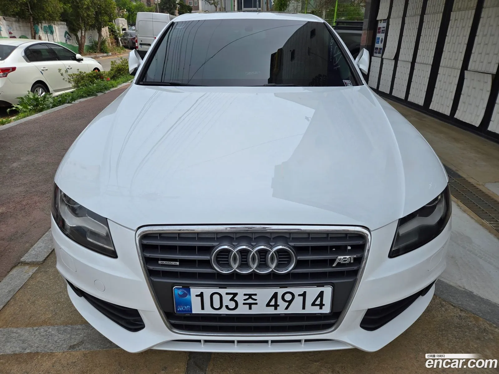 Audi A4 2011 — 12