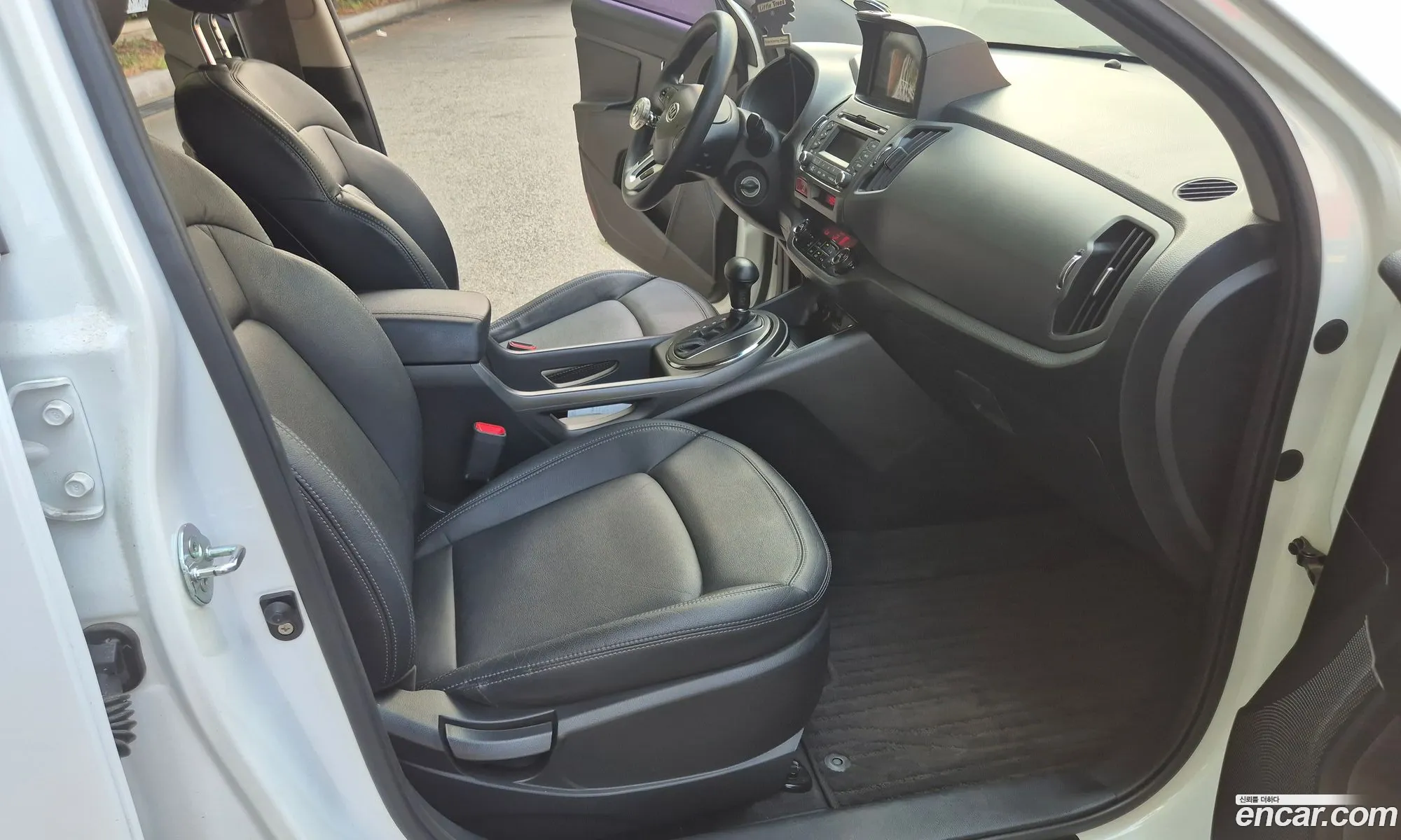 Kia Sportage R 2011 — 11