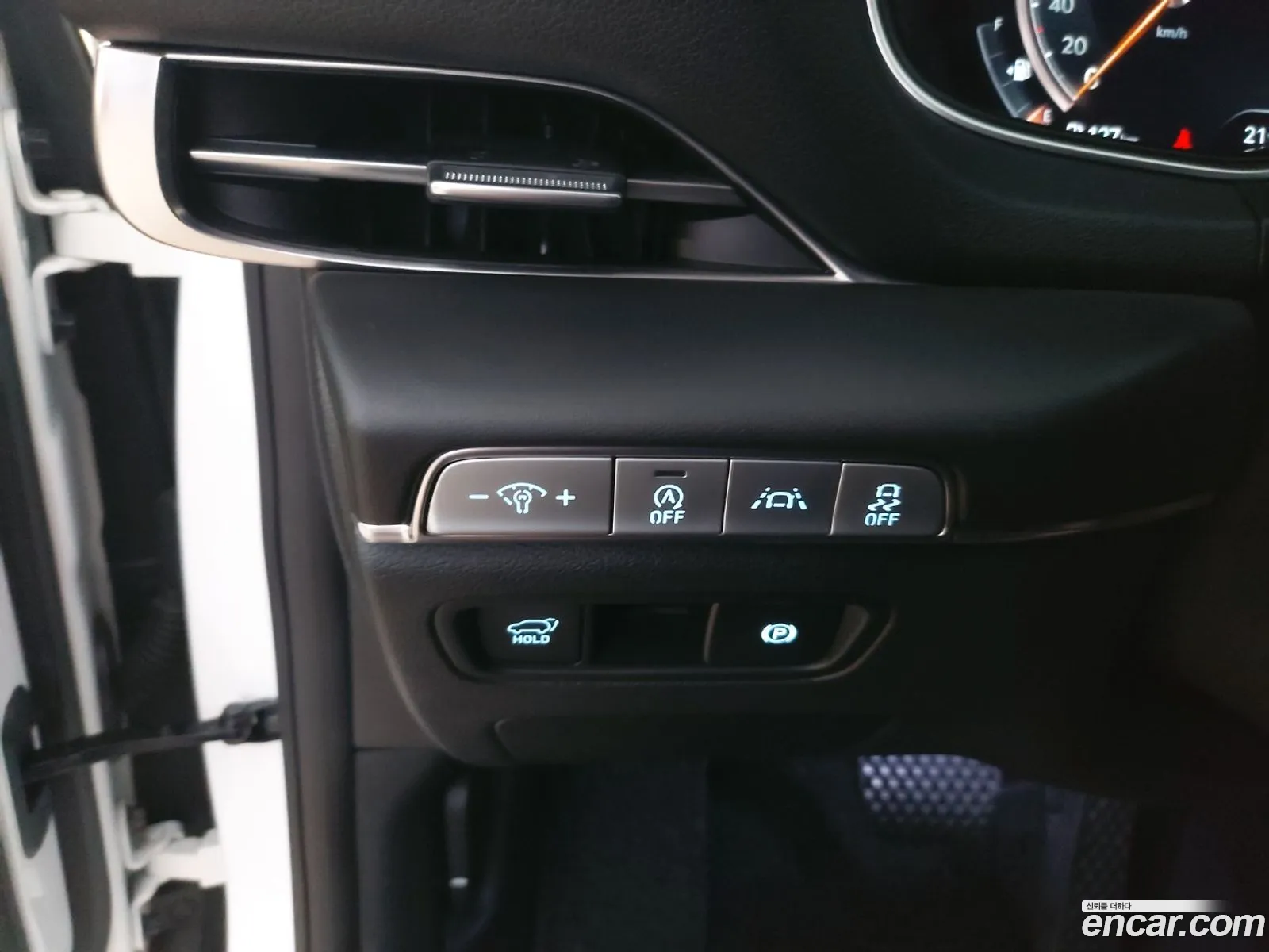 Genesis GV80 2020 — 14