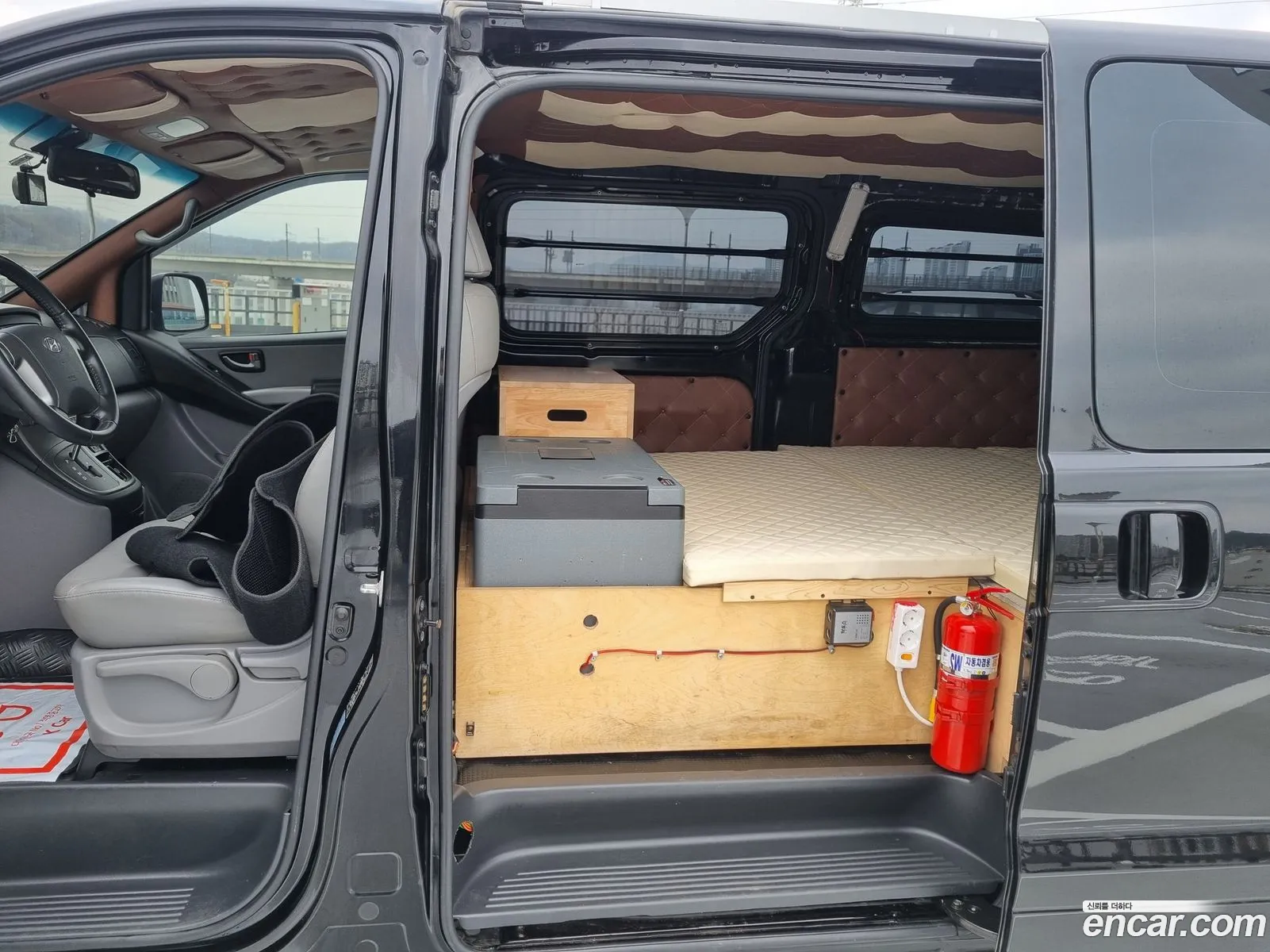 Hyundai Grand Starex 2019 — 18