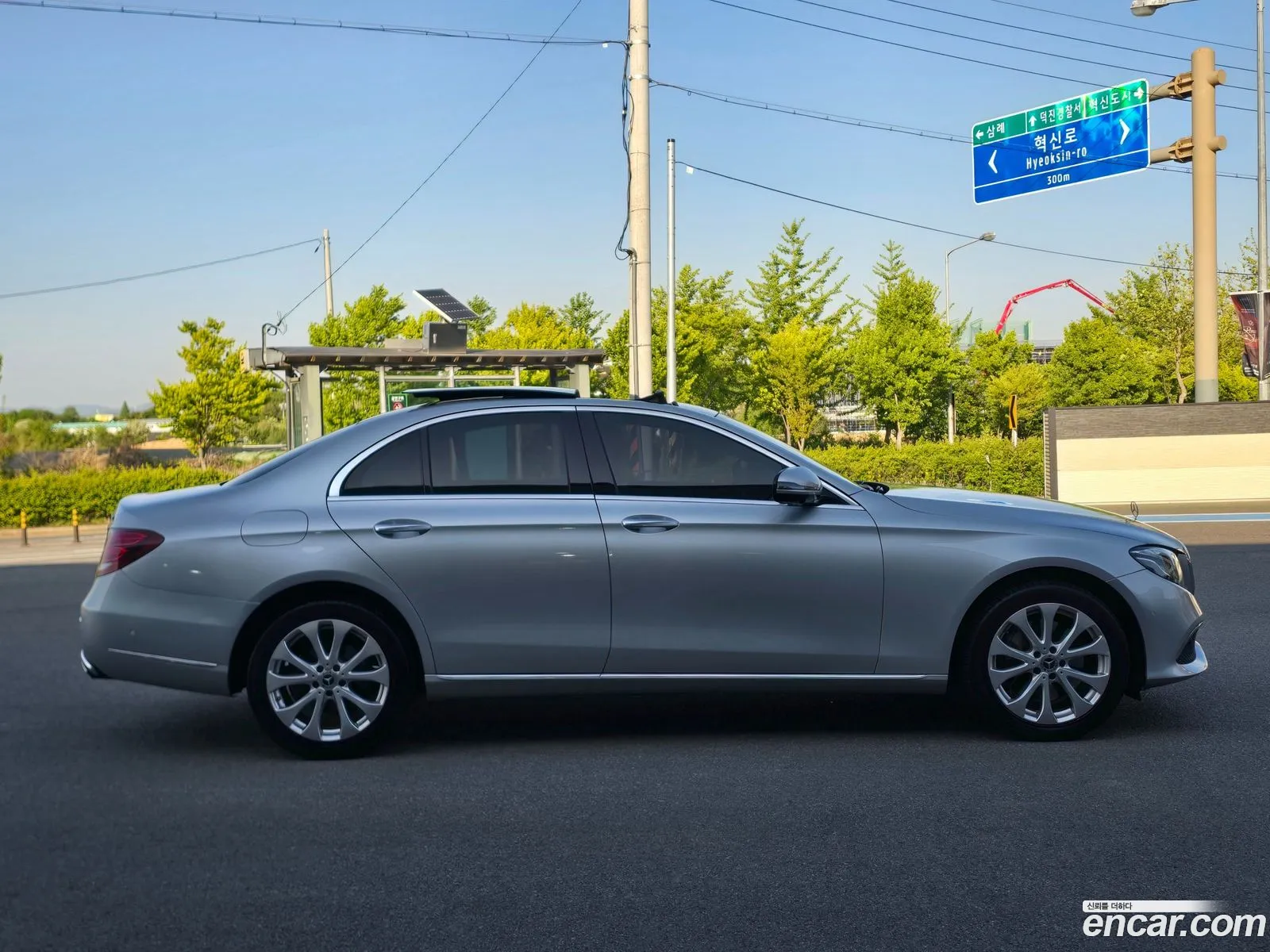 Mercedes-Benz E-Class W213 2019 — 19