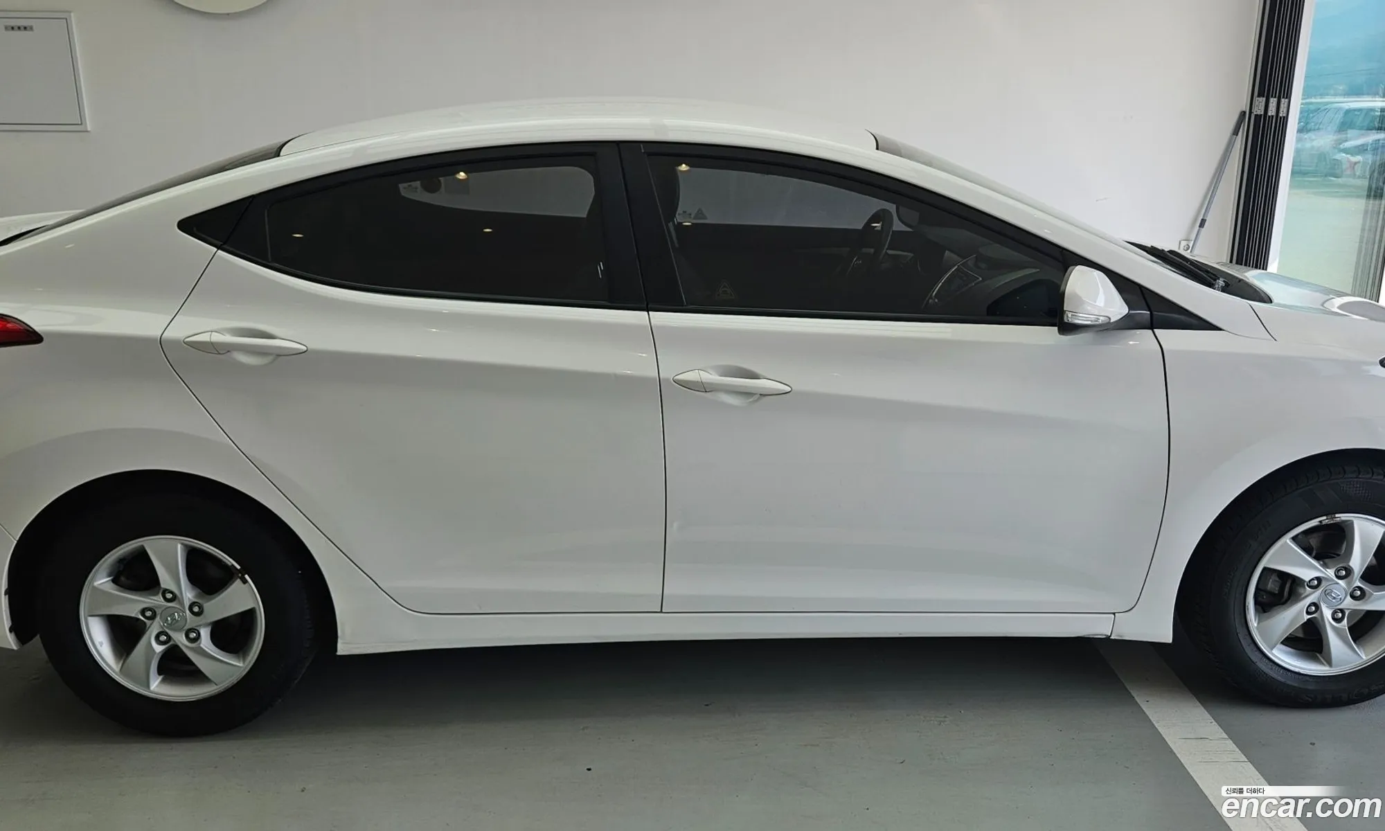 Hyundai Elantra MD 2012 — 14