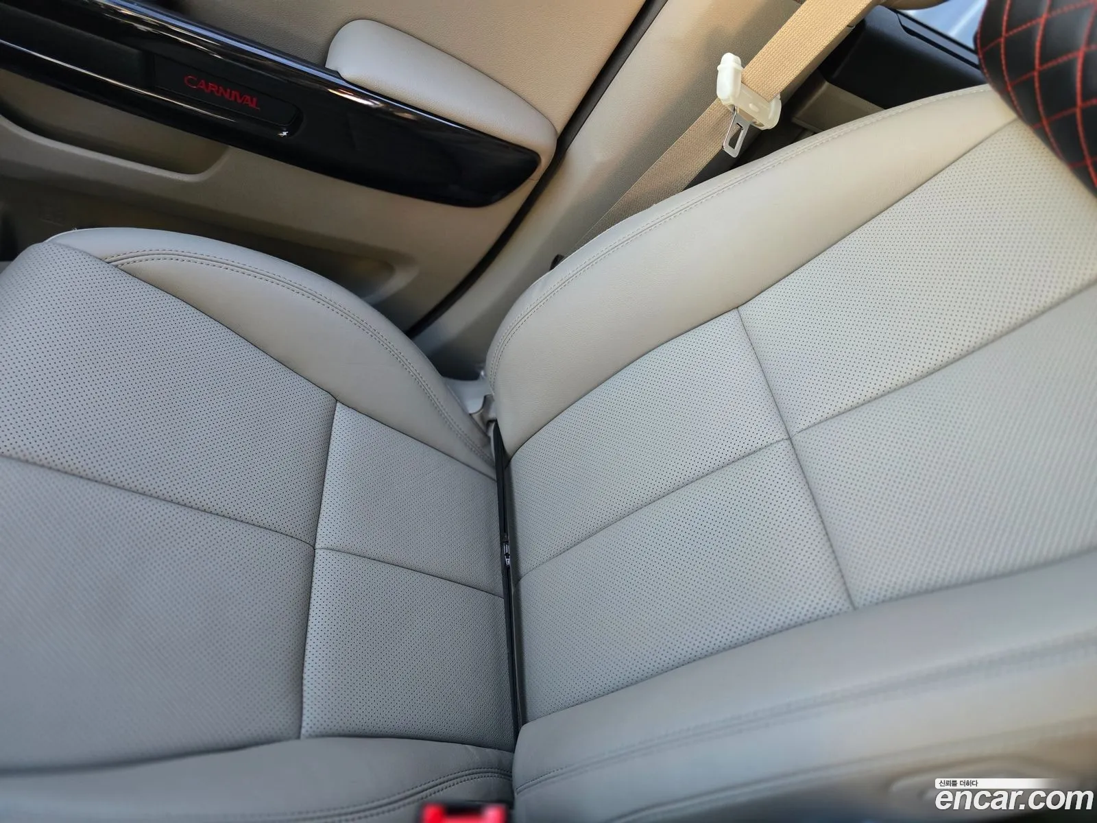 Kia Carnival 2019 — 5