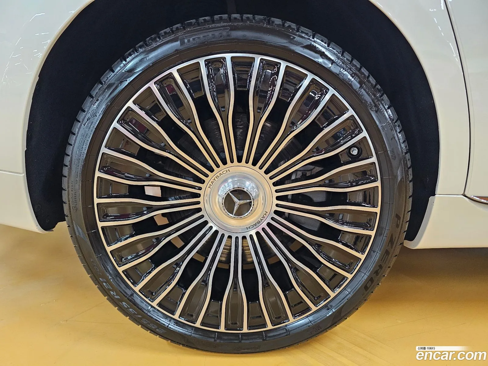 Mercedes-Benz S-Class W223 2023 — 16