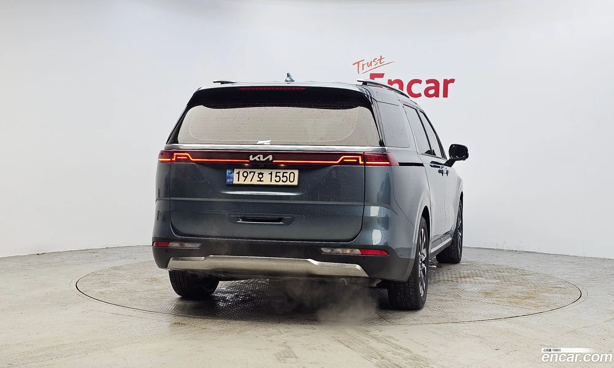 Kia Carnival 2022 — 3