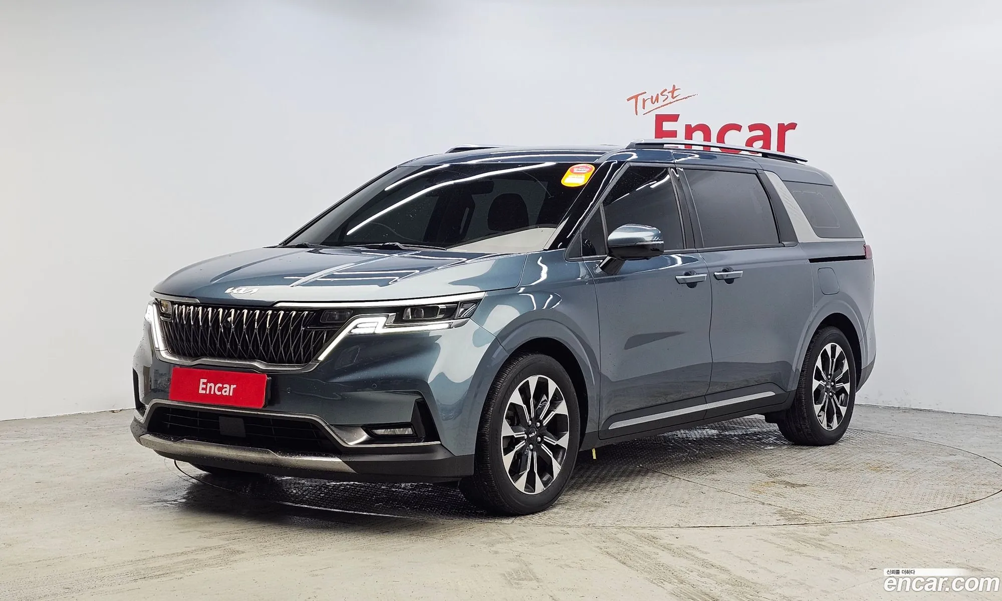 Kia Carnival 2022 — 4