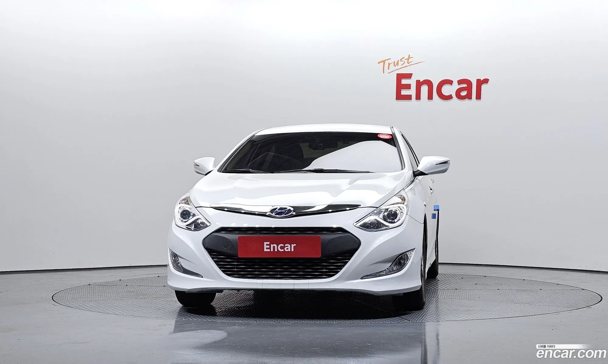 Hyundai Sonata Hybrid 2013 — 5