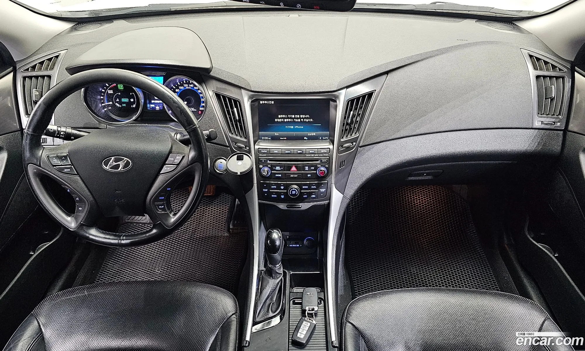 Hyundai Sonata Hybrid 2013 — 10