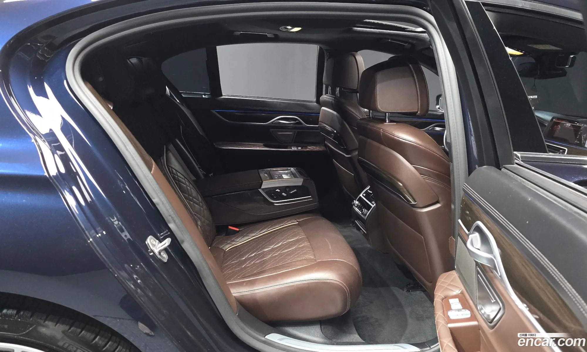 BMW 7 Series 2019 WBA7S4104LGL28111 — 27