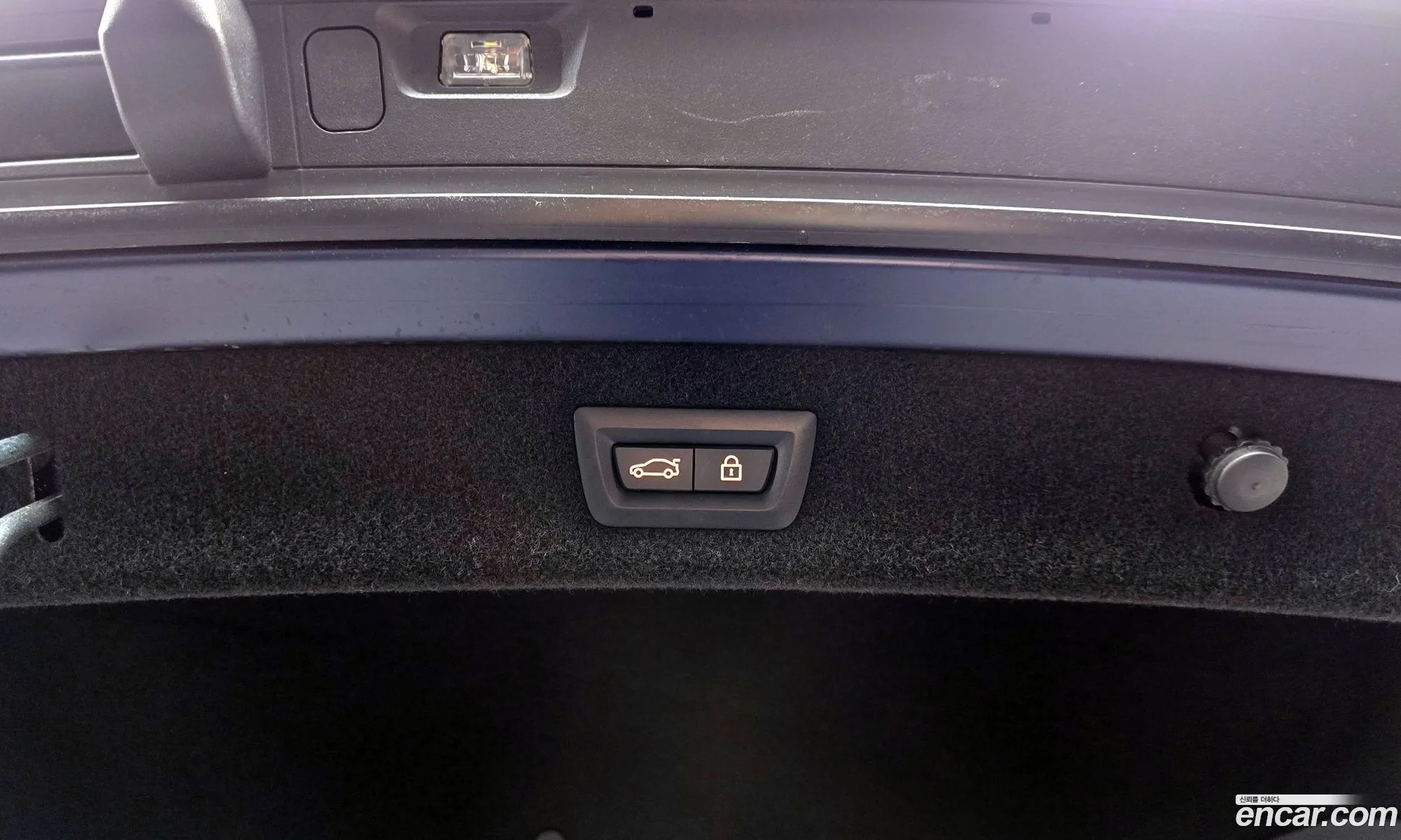 BMW 8 Series 2022 WBAGV8100NCK62035 — 30