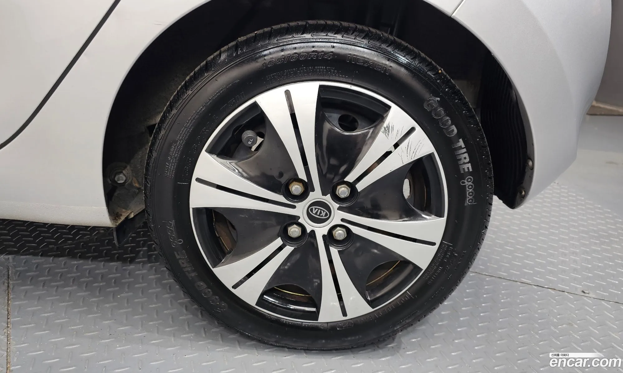 Kia Morning 2014 — 17