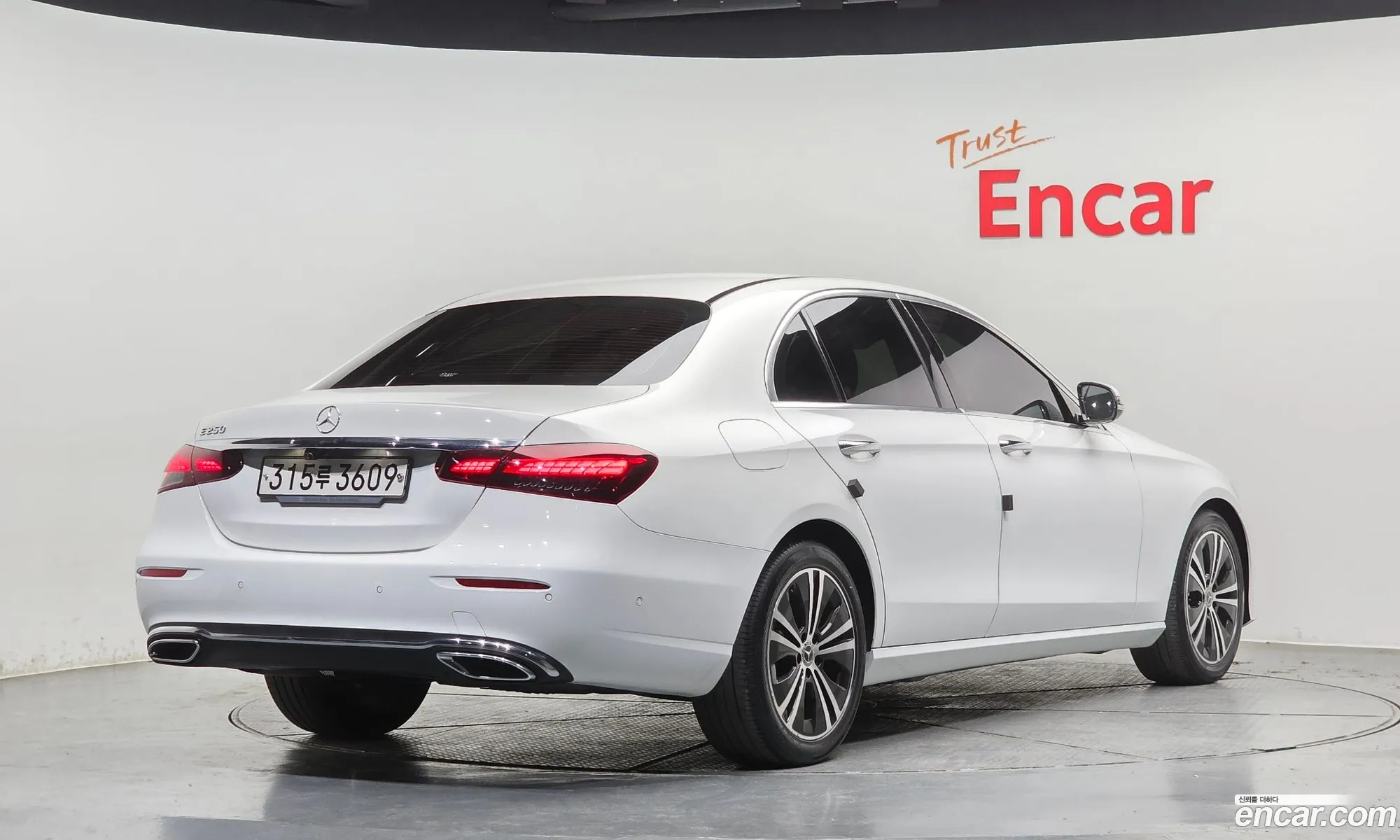 Mercedes-Benz E-Class W213 2021 — 3
