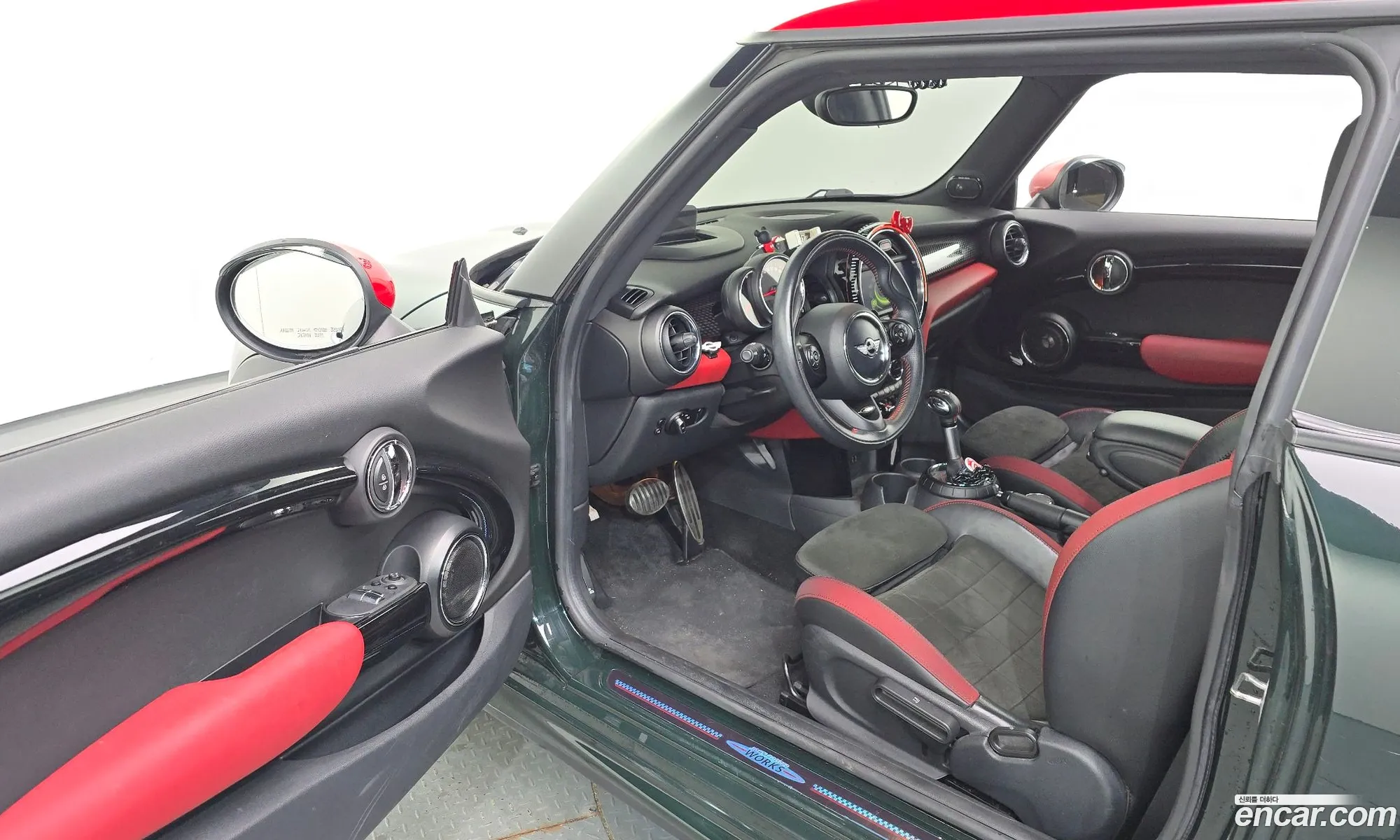 Mini Cooper S 2015 WMWXM9102F2C77025 — 19