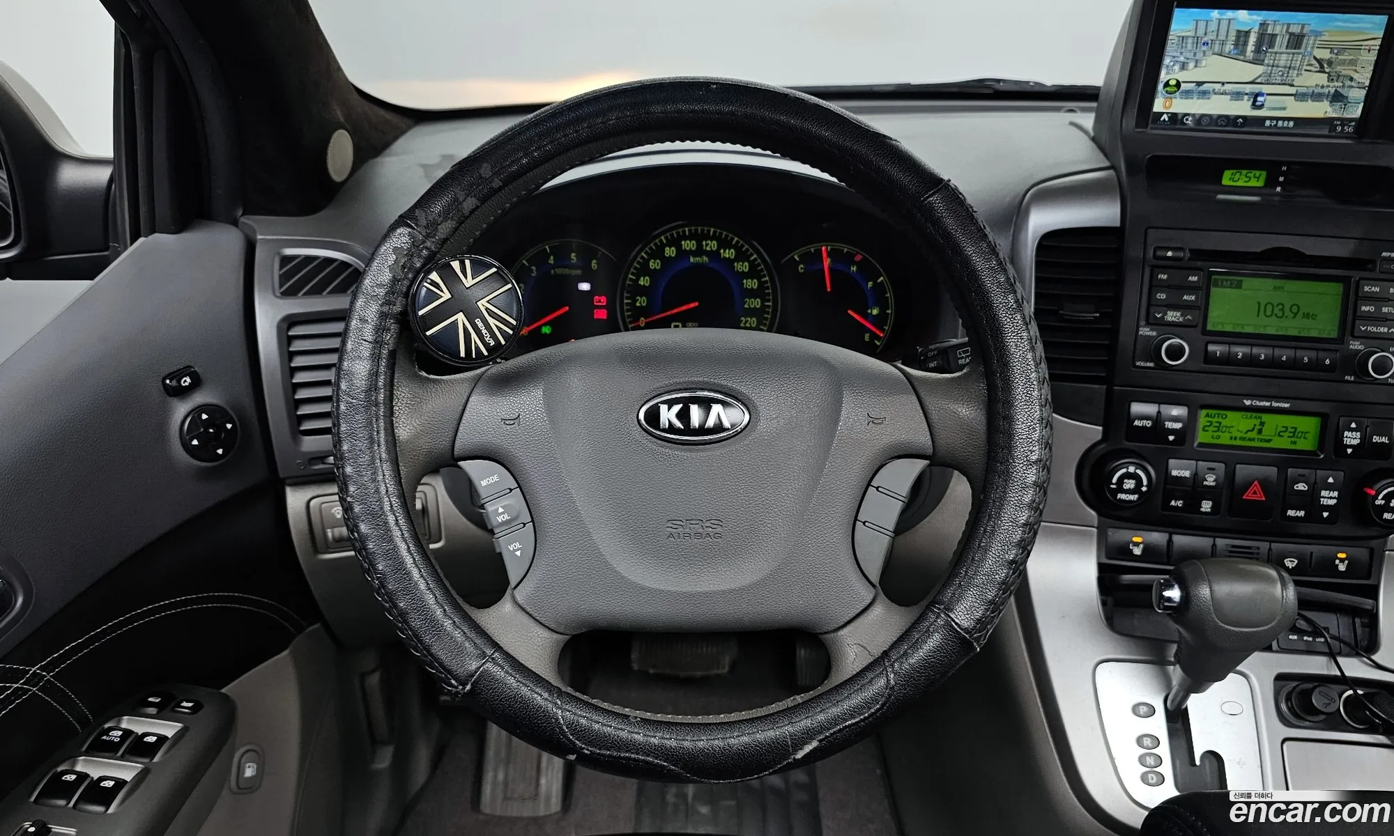 Kia Carnival R 2010 — 9